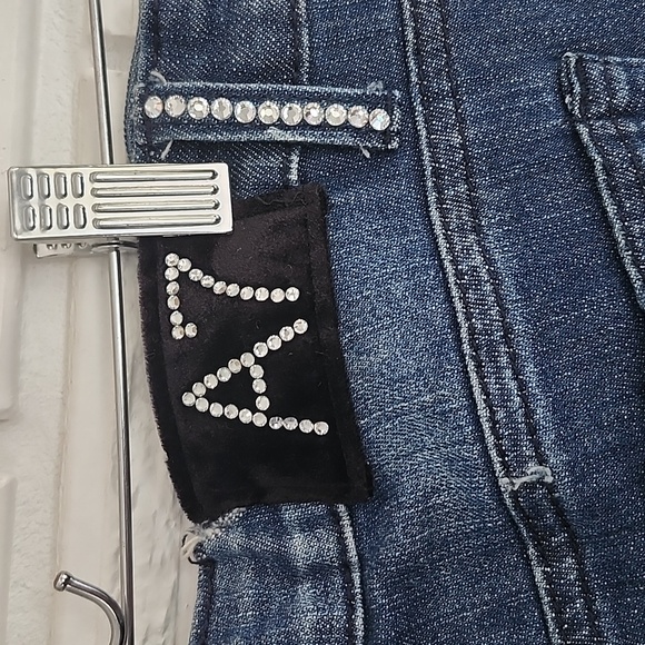 A7 Jeans - Picture 3 of 8